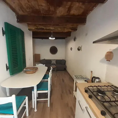 Palauet Cosy Old Town In For 1 Person