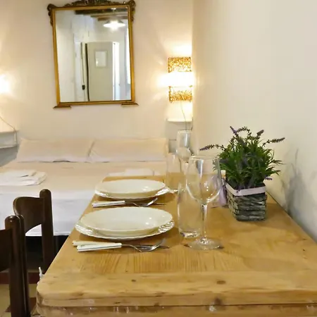 Palauet Cosy Old Town In For 1 Person *