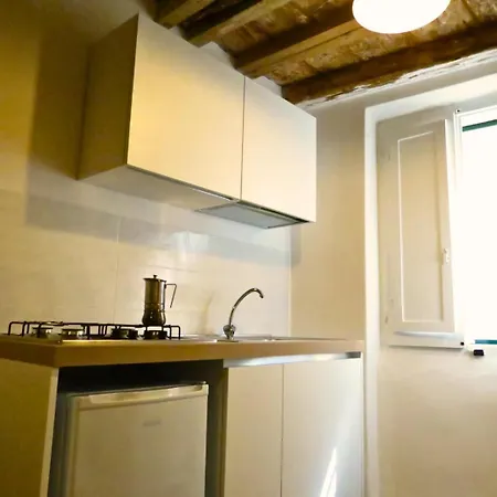 Palauet Cosy Old Town In For 1 Person דירה *