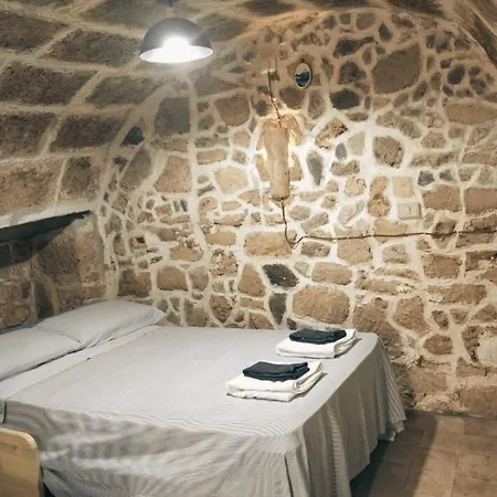 Palauet Cosy Old Town In For 1 Person